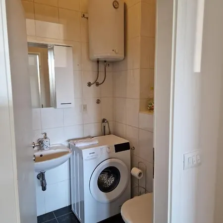 Studio Apartman Asja Zagreb Exterior photo